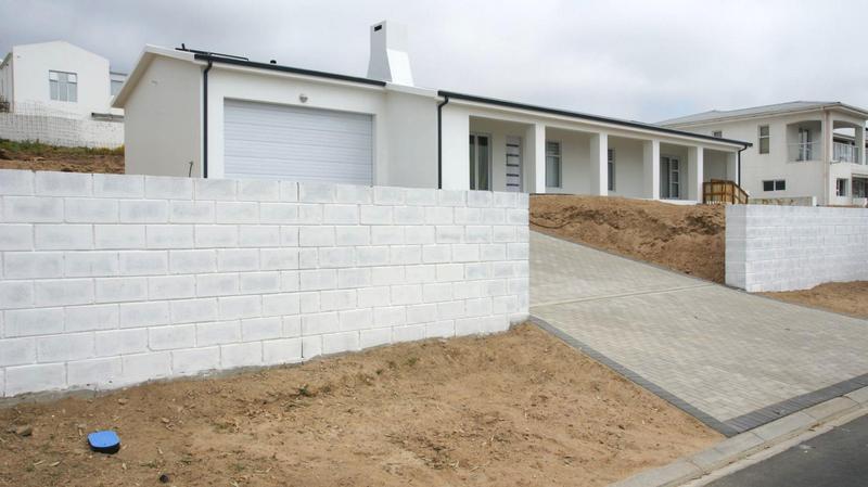 3 Bedroom Property for Sale in Britannica Heights Western Cape